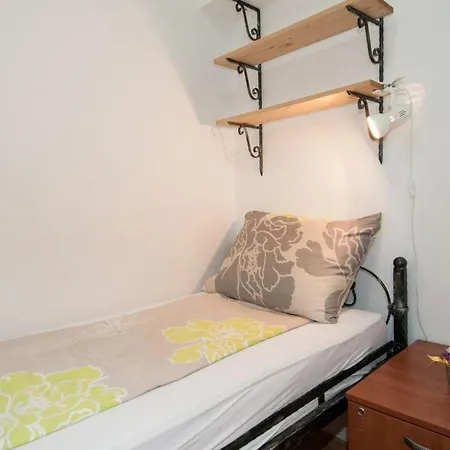 Apartments Lovran Apartman Lovran