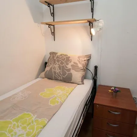 Apartments Lovran * Laurana