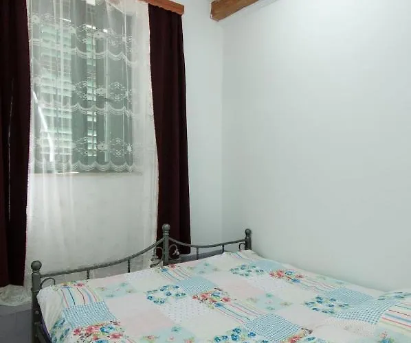 Apartments Lovran Apartman